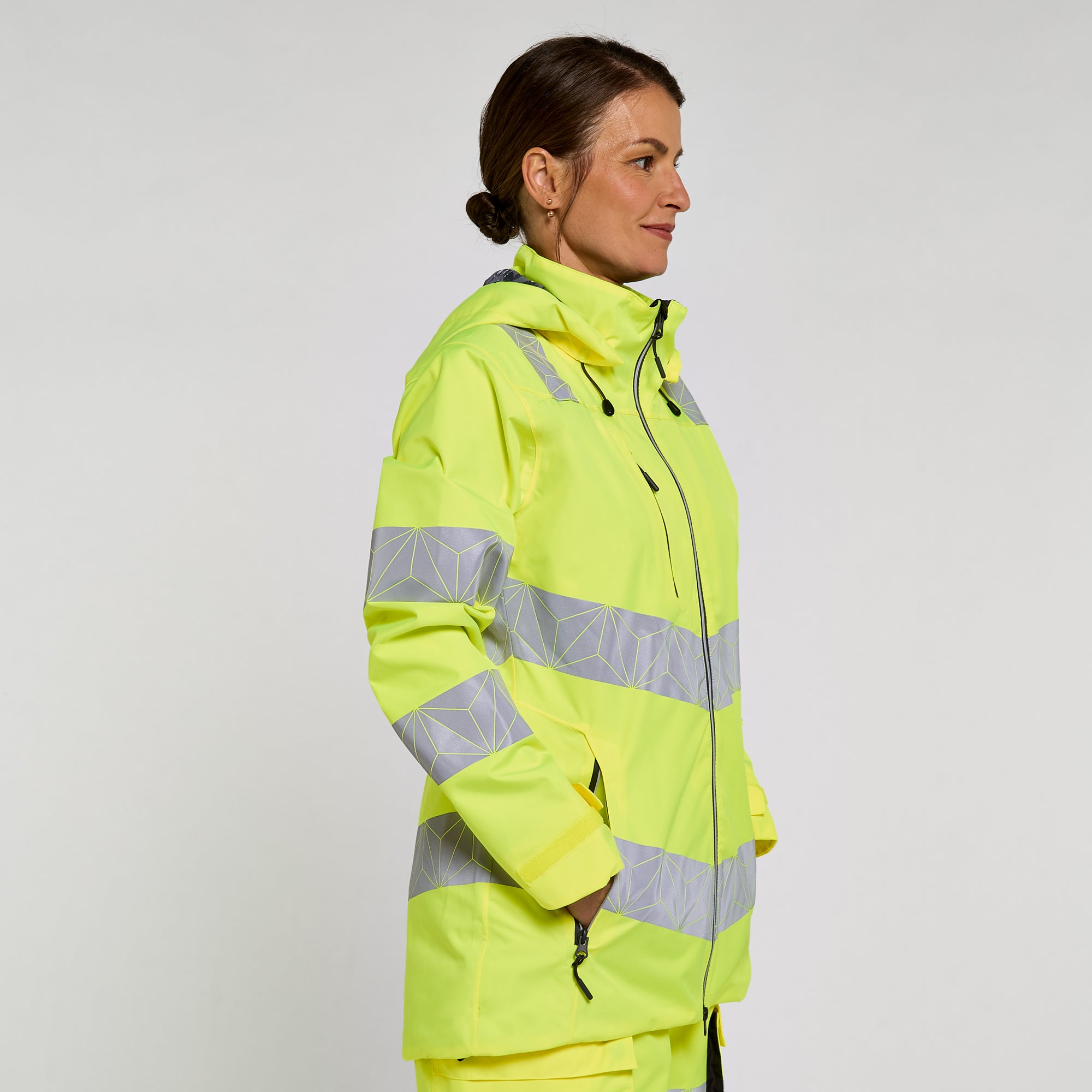 Women's Shell Jacket Yellow REACT