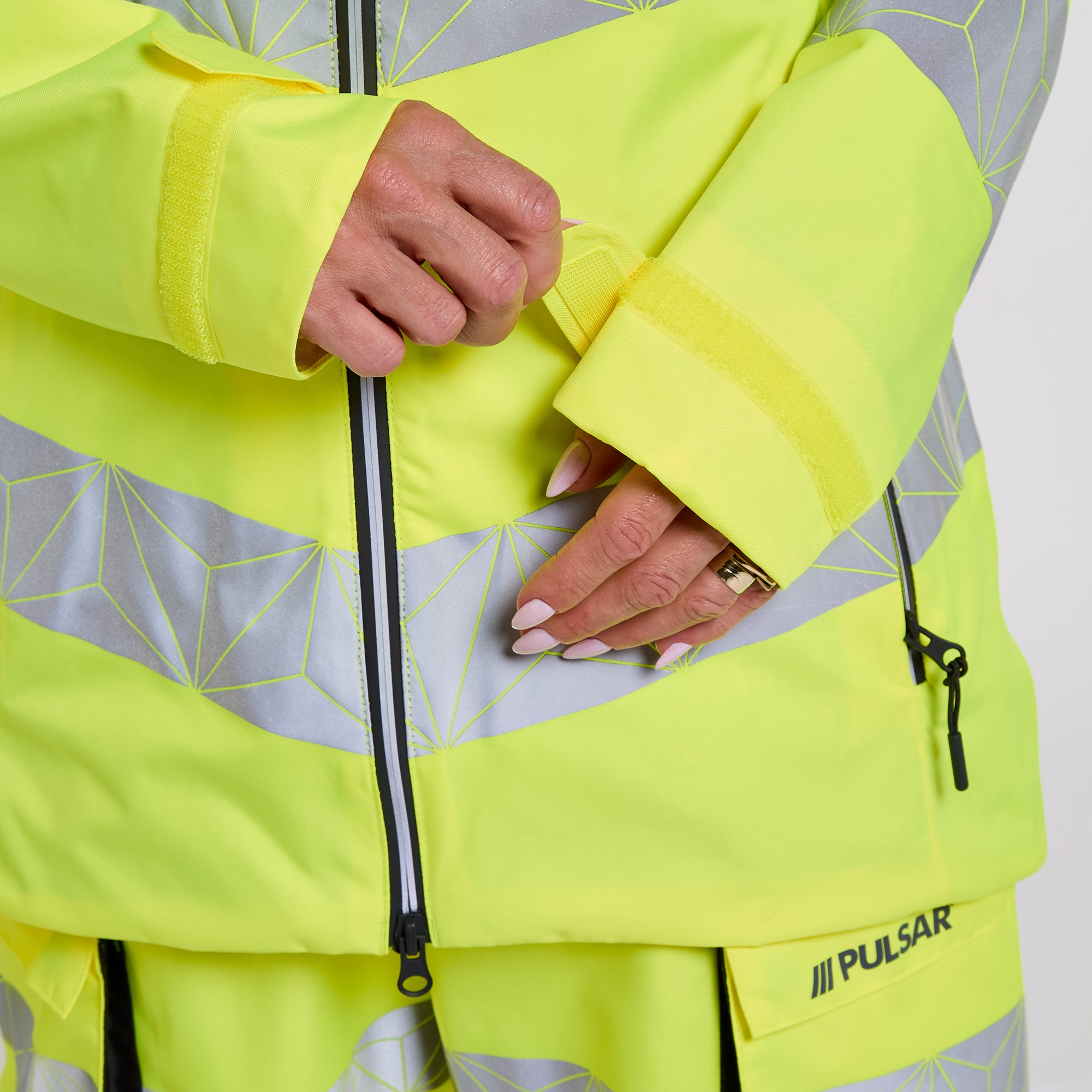 Women's Shell Jacket Yellow REACT